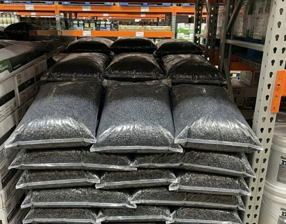 Packed recycled polymer granules